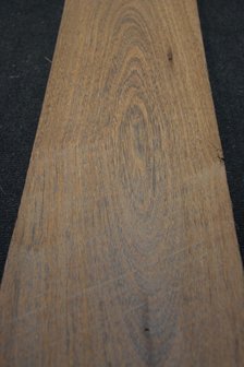 Bruinhart fineer 325 x 22 cm | 0.6mm | 0,715m&sup2;
