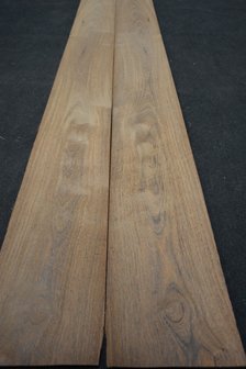 Bruinhart fineer 325 x 22 cm | 0.6mm | 0,715m&sup2;