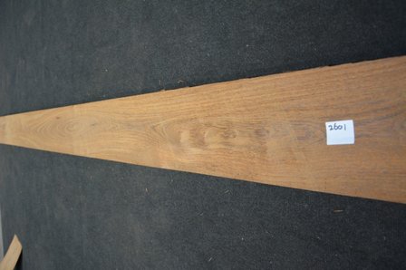 Bruinhart fineer 325 x 22 cm | 0.6mm | 0,715m&sup2;