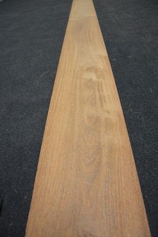 Bruinhart fineer 325 x 19-22 cm | 0.6mm | 0,666m&sup2;
