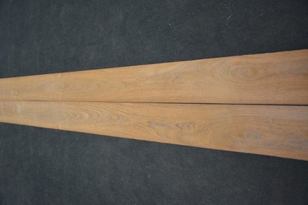 Bruinhart fineer 325 x 19-22 cm | 0.6mm | 0,666m&sup2;