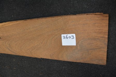 Bruinhart fineer 325 x 15 cm | 0.6mm | 0,488m&sup2;