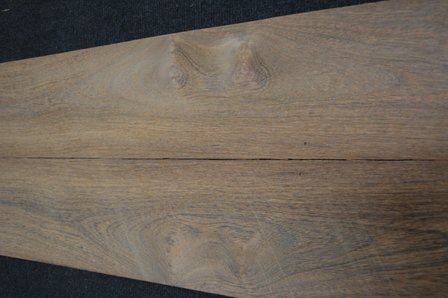 Bruinhart fineer 325 x 15 cm | 0.6mm | 0,488m&sup2;