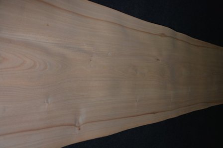 Iepen fineer 300 x 47 cm | 0.6mm | 1,410m2