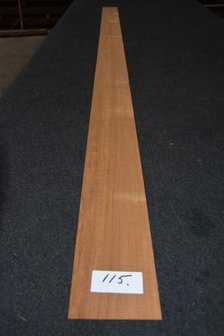 Teak fineer 232 x 11-12 cm | 0.6 mm | 0,267m&sup2;