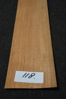 Teak fineer 233 x 11-13 cm | 0.6 mm | 0,280 m&sup2;