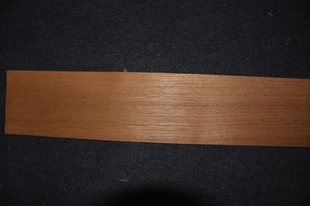 Teak fineer 237 x 12-14 cm | 0.6 mm | 0,308m&sup2;