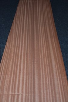 Sapelli mahonie fineer 221 x 25-28 cm | 0.6mm | 0,586m&sup2;