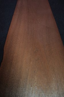 Swietenia mahonie fineer 300 x 37-38 cm | 0.6mm | 1,020m2
