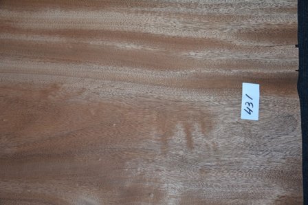 Mahonie Khaya Ivorensis fineer 254 x 52 cm | 0.6mm | 1,321m&sup2;