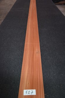 Rozenhout fineer 307 x 11-14 cm | 0.6 mm |0,382 m2 | kwartiers