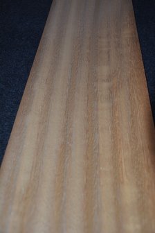Iroko fineer 230 x 17-20 cm | 0.6mm | 0,426 m2