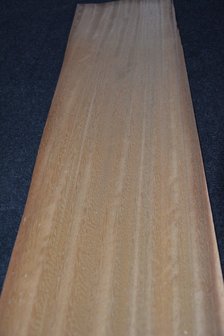 Iroko fineer 210 x 21-22 cm | 0.6mm | 0,452 m2
