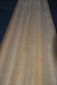 Iroko fineer 0,495m2