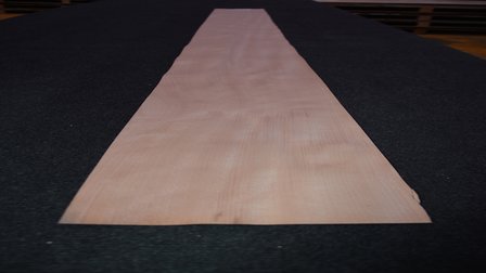 Beuken fineer 223 x 18-20 cm | 0.6mm | 0,424m&sup2; 