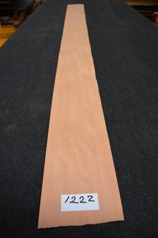 Beuken fineer 223 x 18 cm | 0.6mm | 0,401m&sup2; 