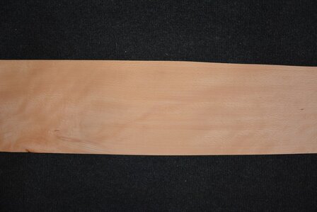 Beuken fineer 223 x 18 cm | 0.6mm | 0,401m&sup2; 