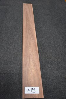 Amerikaans noten fineer 115 x 10-11 cm | 0.6mm | 0,121m&sup2;