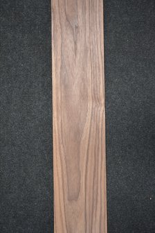 Amerikaans noten fineer 219 x 13-14 cm | 0.6mm | 0,296m&sup2;