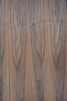Amerikaans noten fineer 219 x 13-14 cm | 0.6mm | 0,296m&sup2;