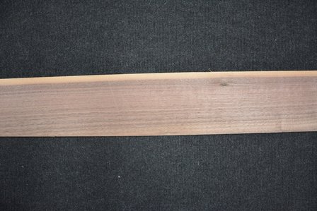 Amerikaans noten fineer 210 x 14-11 cm | 0.6mm |0,263m&sup2;