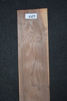 Amerikaans noten fineer 212 x 19 cm | 0.6mm | 0,403m&sup2;