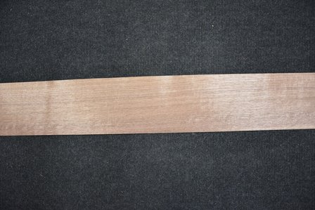 Amerikaans noten fineer 190 x 10-12 cm | 0.6mm | 0,209m&sup2;