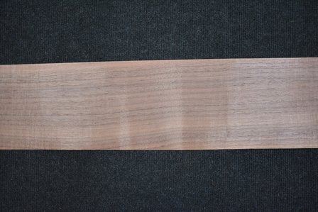 Amerikaans noten fineer 200 x 12-16 cm | 0.6mm | 0,322m&sup2;