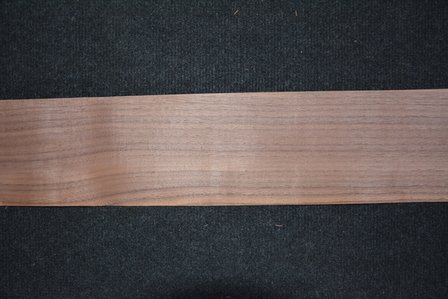 Amerikaans noten fineer 200 x 12-16 cm | 0.6mm | 0,322m&sup2;