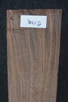 Amerikaans noten fineer 210 x 13-16 cm | 0.6mm | 0,304m&sup2;