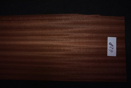 Sipo mahonie fineer 250 x 26 cm | 0.6mm | 0,650m&sup2;