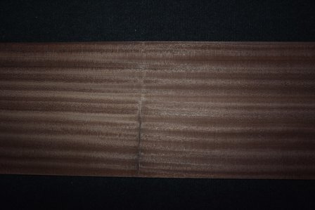 Sipo mahonie fineer 250 x 26 cm | 0.6mm | 0,650m&sup2;