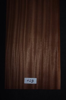 Sipo mahonie fineer 218 x 34 cm | 0.6mm | 0,741m&sup2;