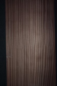 Sipo mahonie fineer 245 x 53 cm | 0.6mm | 1,299m&sup2;