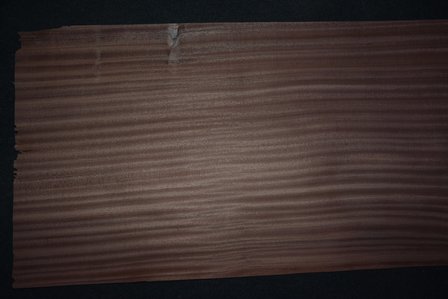 Sipo mahonie fineer 245 x 53 cm | 0.6mm | 1,299m&sup2;