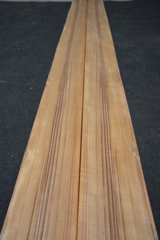 Teak fineer 410 x 18-19 cm | 0.6 mm | 0,759m&sup2;