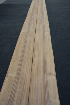Teak fineer 410 x 18-19 cm | 0.6 mm | 0,759m&sup2;