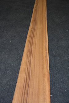 Teak fineer 410 x 18 cm | 0.6 mm | 0,737m&sup2;