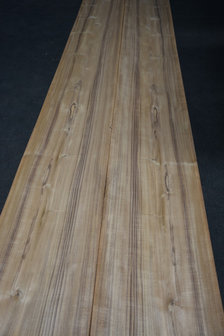 Teak fineer 1,906m&sup2;