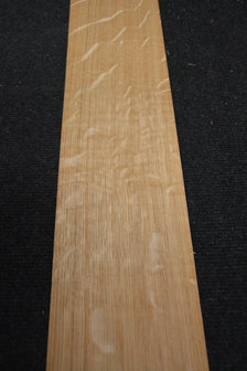 Europees eiken fineer 217 x 12 cm| 0.6mm | Kwartiers | 0,271m&sup2;
