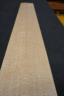 Europees eiken fineer 217 x 12 cm| 0.6mm | Kwartiers | 0,271m&sup2;