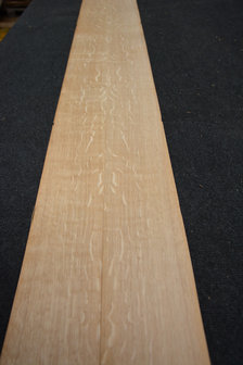 Europees eiken fineer 232 x 12-13 cm | 0.6mm | Kwartiers | 0,290m&sup2;
