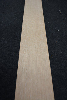 Europees eiken fineer 209 x 11-12 cm | 0.6mm | Kwartiers | 0,244m&sup2;
