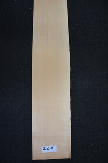 Esdoorn fineer 225 x 15-19cm | 0.6mm | 0,382m&sup2; 