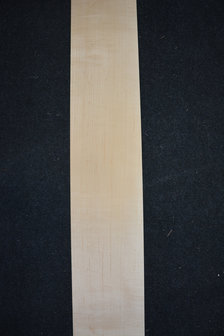 Esdoorn fineer 225 x 15-19cm | 0.6mm | 0,382m&sup2; 