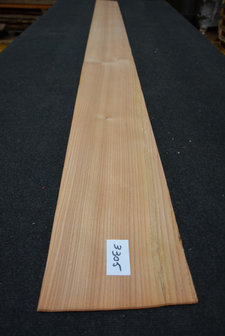 Iepen fineer 300 x 21 cm | 0.6mm| 0,630m2