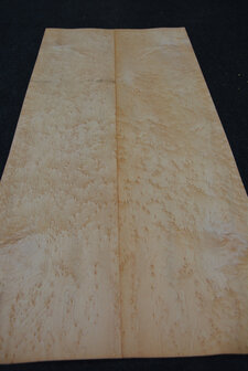 Esdoorn fineer 93 x 21-22 cm | 0.6mm | 0,200 m2 | Birdseye Maple VogelaugenAhorn