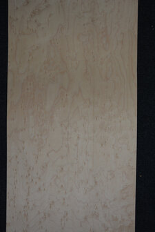 Esdoorn fineer 76 x 25cm | 0,188 m2 | 0.6 mm | Birdseye Maple Vogelaugen Ahorn