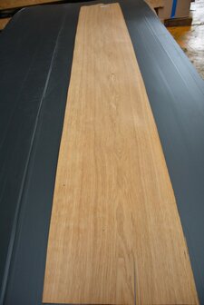 Europees eiken fineer 200 x 33-31 cm | 0.6mm | 0,64m&sup2;