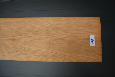Europees eiken fineer 220 x 31-32 cm | 0.6mm | 0693m&sup2;